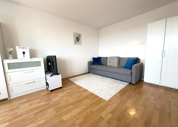 Bright Sunny Studio, Ac, 15min To The Center, Smart Tv Apartment